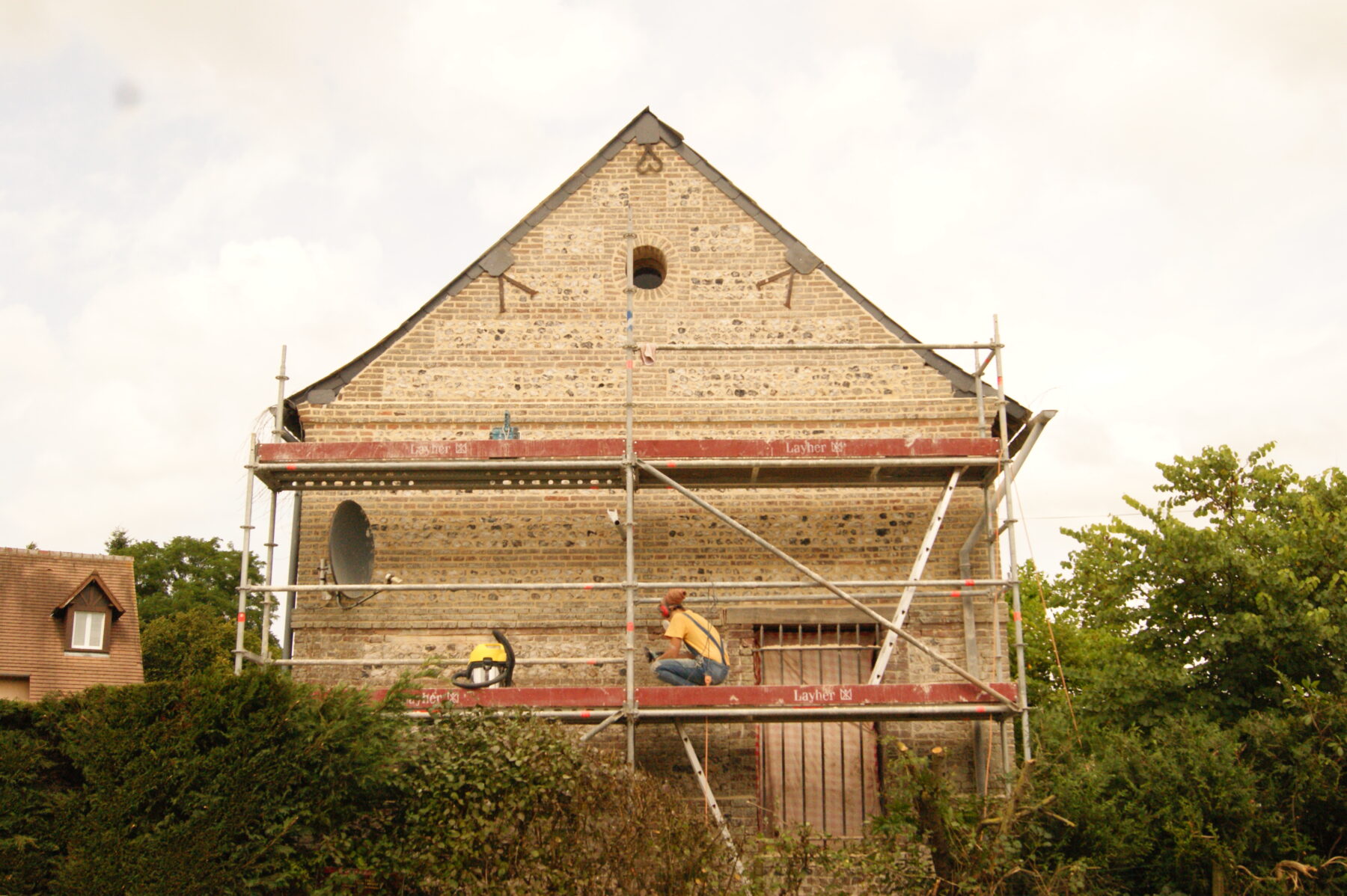 Image of external wall during conservation